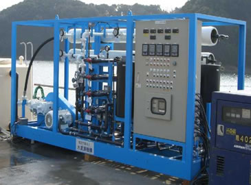 可搬式海水淡水化試験装置本体