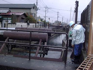 Routine patrol of canal facilities (Tone Canal)