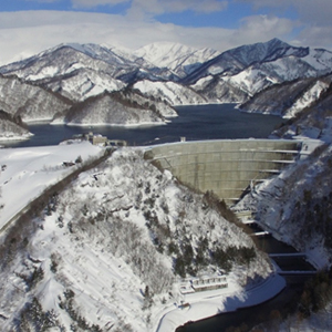 Dam Management in Severe Winter Period