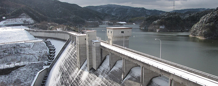 布目ダム管理所-水資源機構 木津川ダム総合管理所