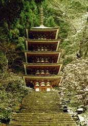 室生寺（五重塔）：奈良時代・国宝 