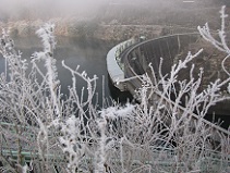 高山ダム風景（冬）