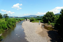 㗬