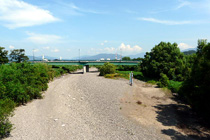㗬