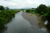 㗬