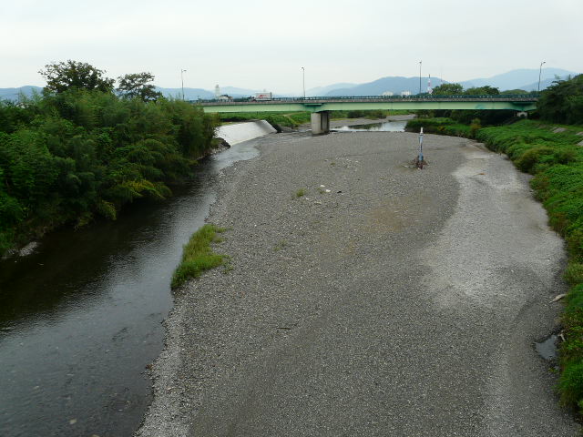 㗬