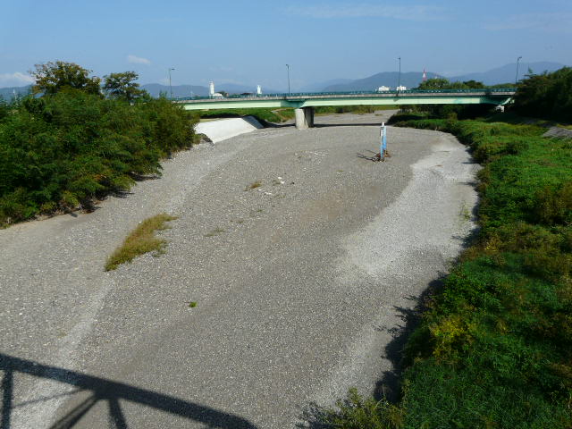 㗬