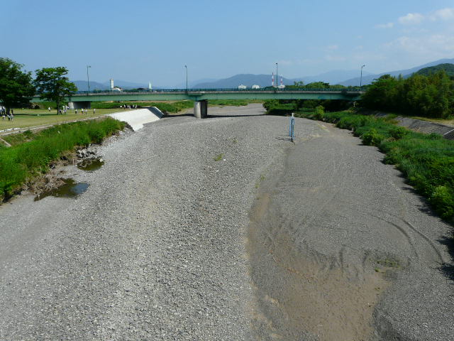 㗬