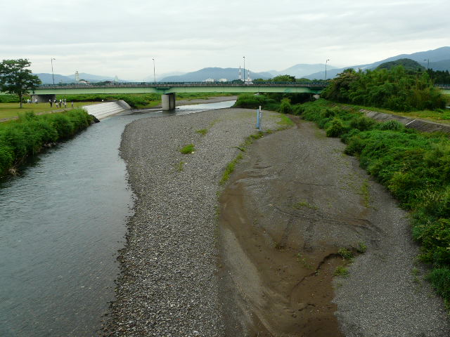 㗬