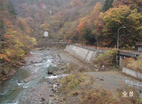 貯水池上流端広場