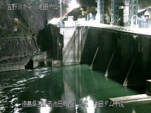 池田ダム下流 カメラ画像