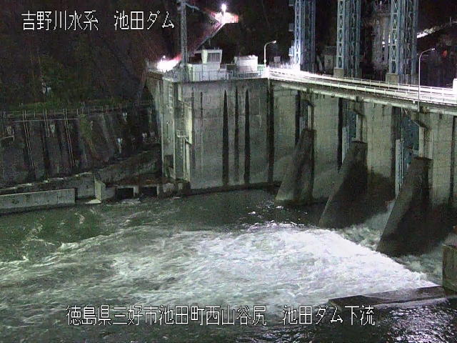 池田ダム下流 カメラ画像