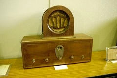 ８０年以上前のラジオ