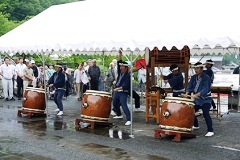 勇壮な龍王太鼓