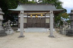 春日神社の社殿